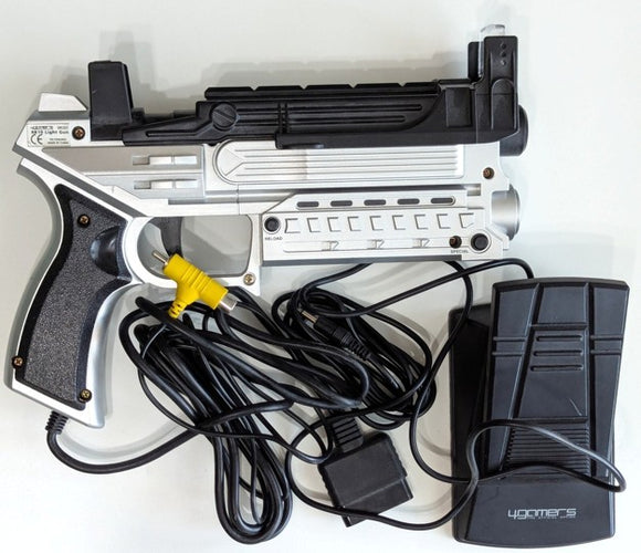 4GAMERS BALLISTIC LIGHT GUN & PEDAL - PS1